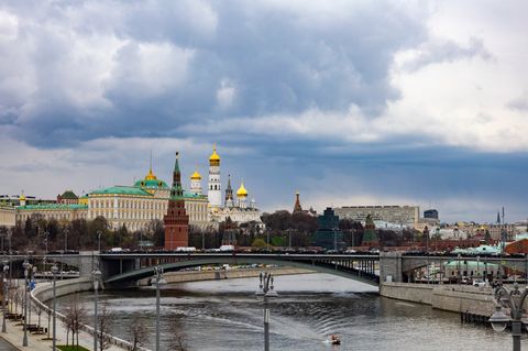 Что именно показывают инженерно-геологические изыскания на участке в «Футуро Парк»?
