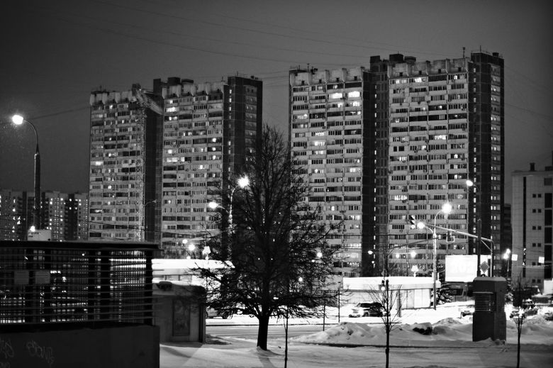 Какие нормативные акты регулируют объединение квартир в новостройках Москвы?